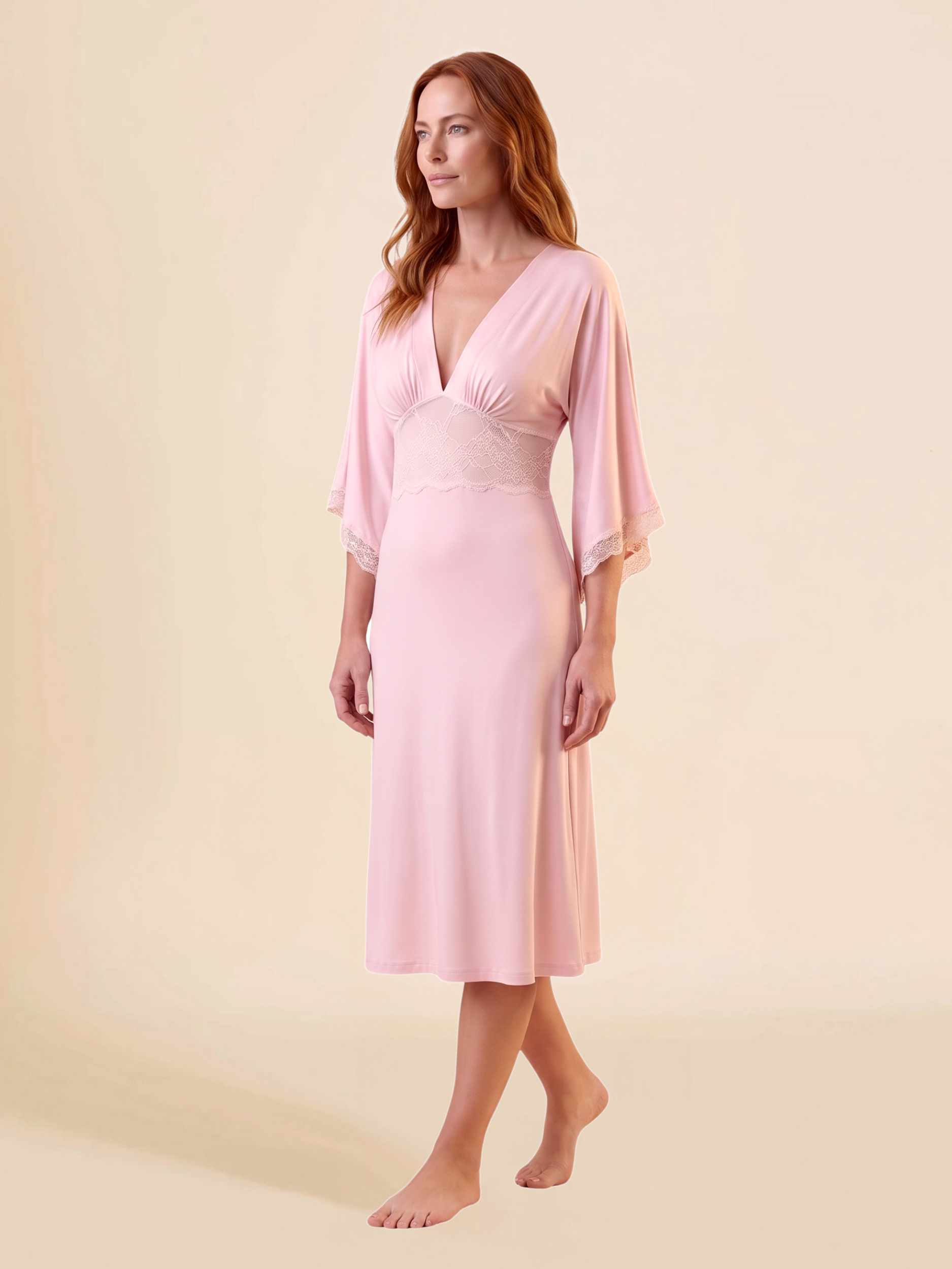 Wings Refined Kimono-Sleeved Nightdress